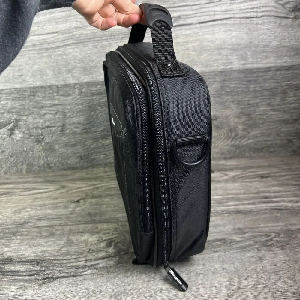 Targus DVD401-10 Travel Electronics/Personal Item Carrying Case Water Resistant